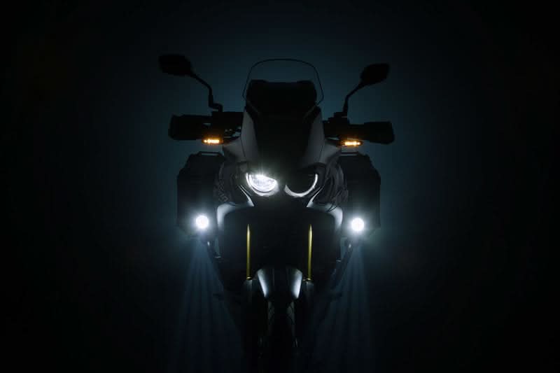 ZESTAW ŚWIATEŁ DROGOWYCH EVO SW-MOTECH BMW F 750/850 GS (17-) BLACK 3