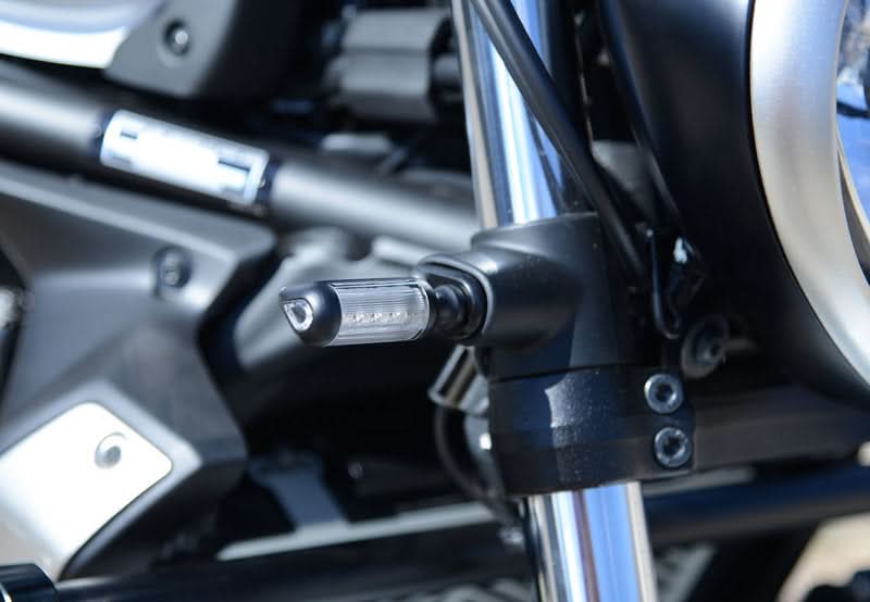 ADAPTER DO KIERUNKOWSKAZÓW RG RACING KAWASAKI VULCAN S 15-/VULCAN CAFE 18- 1