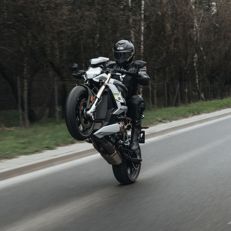 Spodnie motocyklowe skórzane Rebelhorn Veloce Black White 38 277845_ZAL678517.jpg