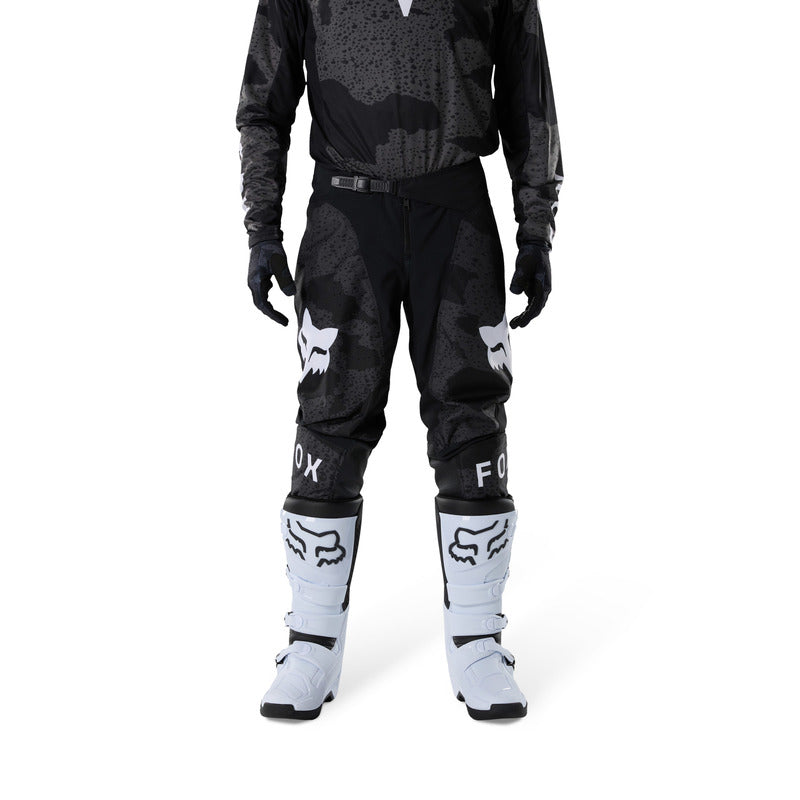 Spodnie motocyklowe FOX 180 Bnkr Black Camo 5 361598_ZAL918895.jpg