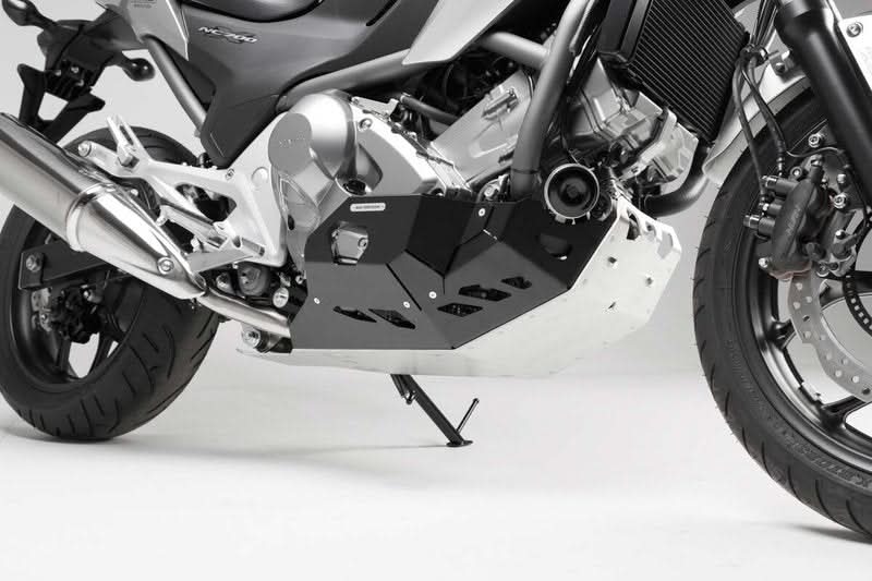 OSŁONA SILNIKA PŁYTA POD SILNIK SW-MOTECH HONDA NC700/NC750 WITH DCT BLACK SILVER 1