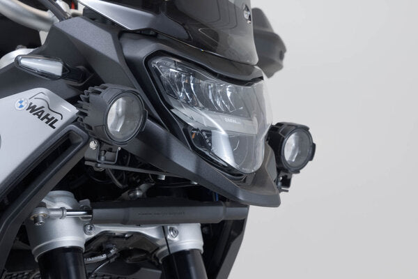 ZESTAW LAMP PRZECIWMGŁOWYCH EVO SW-MOTECH BMW F 900 GS (23-) BLACK 1