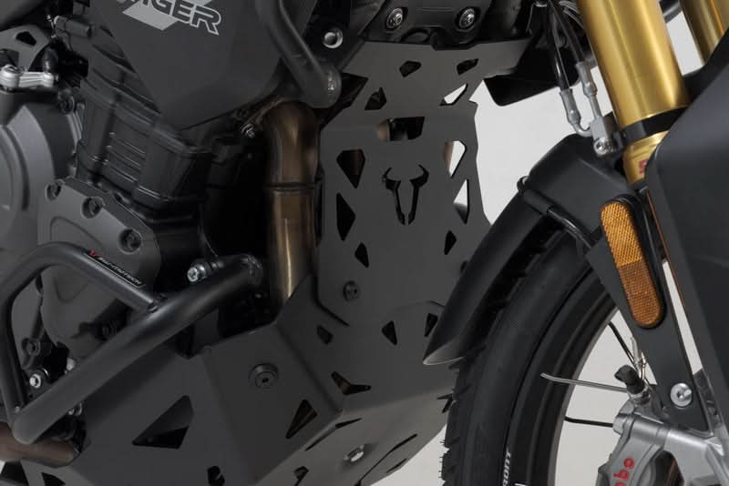 PRZEDŁUŻENIE OSŁONY SILNIKA NA PRZEDNIĄ CZĘŚĆ BLOKU SILNIKA SW-MOTECH TRIUMPH TIGER 1200 MODELS (22- 1