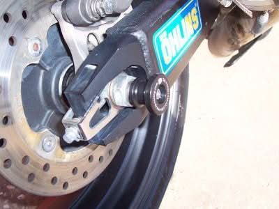 SLIDERY TYLNEJ OSI RG RACING HONDA CBR 600 99- 07 (NOT RR) 1