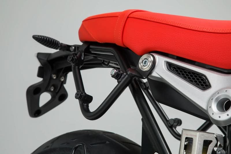 UCHWYT BAGAŻNIKA BOCZNEGO NA PRAWĄ STRONĘ SW-MOTECH UNIWERSALNY BLACK 3