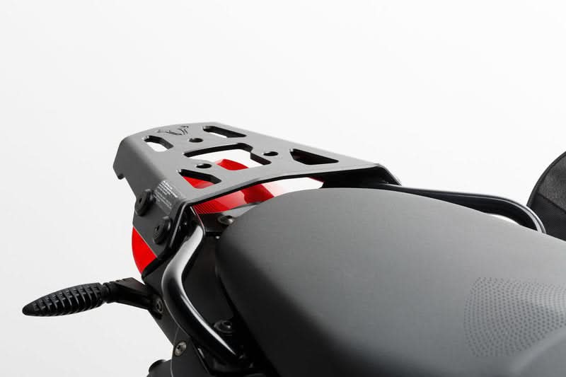STELAŻ POD PŁYTĘ MONTAŻOWĄ KUFRA ALU-RACK SW-MOTECH BMW F 800 S/ST/R/GT BLACK 1