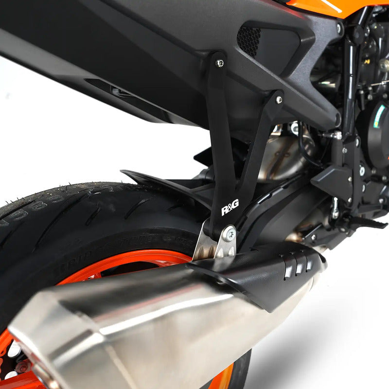 MOCOWANIE WYDECHU + ZAŚLEPKA PODNÓŻKA RG RACING KTM 990 DUKE 24- BLACK 1