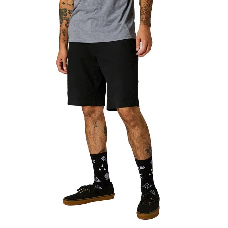 Spodenki Fox Essex 2.0 Black 1 190355_ZAL430156.jpg