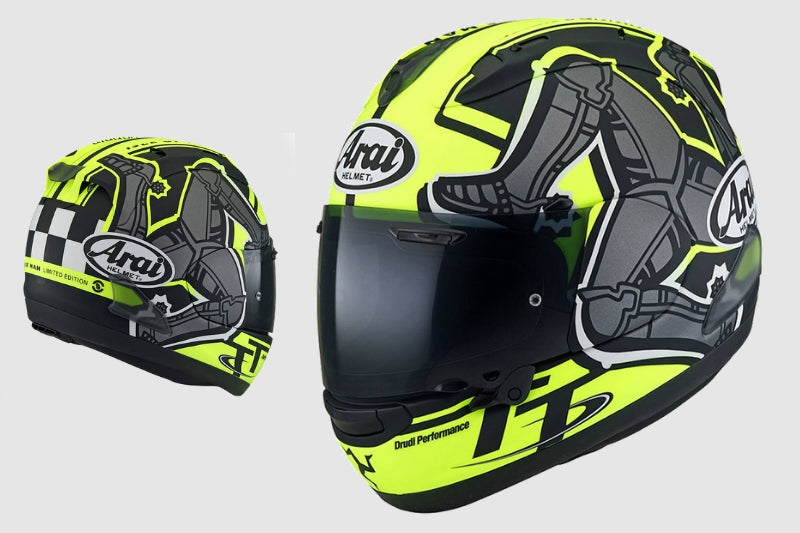 kask rx-7v iom tt na zdjęciu studyjnym