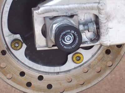 SLIDERY TYLNEJ OSI RG RACING HONDA CBR900 FIREBLADE 00- 01 1