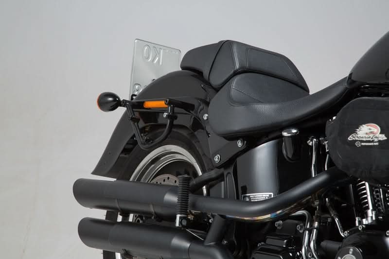 STELAŻ BOCZNY SLC PRAWY SW-MOTECH HARLEY-DAVIDSON SOFTAIL MODELS 3