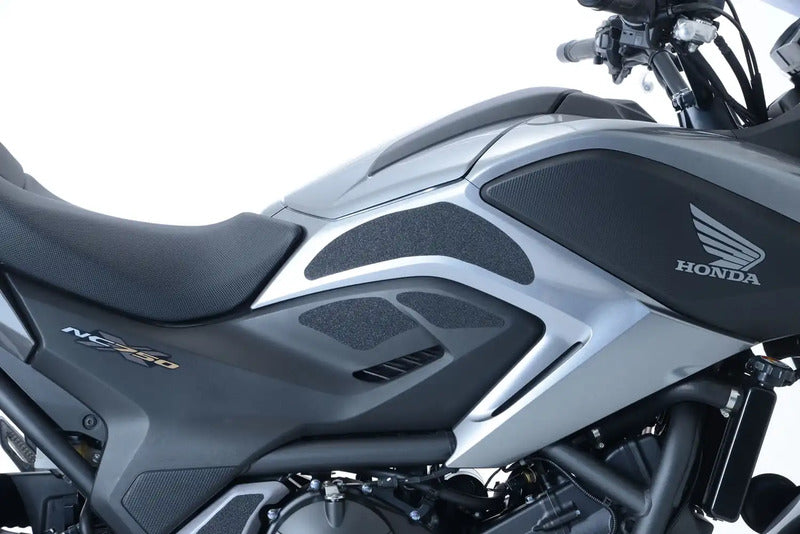 NAKLEJKA NA BAK TANKPAD ANTYPOŚLIZGOWY 6 CZĘŚCI RG RACING HONDA NC700/NC750 (13-14) CLEAR 5