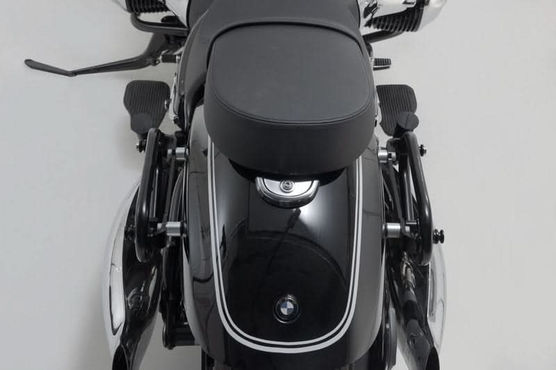 ZESTAW SAKW I STELAŻY LEGEND GEAR LC SW-MOTECH BMW R18 (20-) 3