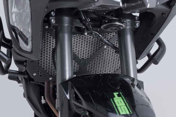 OSŁONA CHŁODNICY SW-MOTECH KAWASAKI VERSYS 1000 (18-)/ 1100 (24-) BLACK SILVER 9