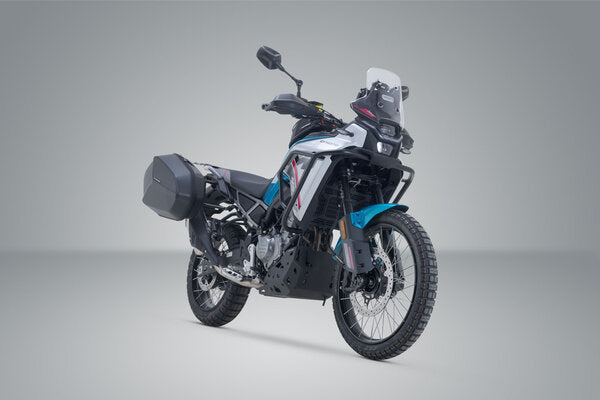 ZESTAW KUFRÓW BOCZNYCH AERO ABS I STELAŻY SW-MOTECH CFMOTO 450MT (23-) 2X25L 3