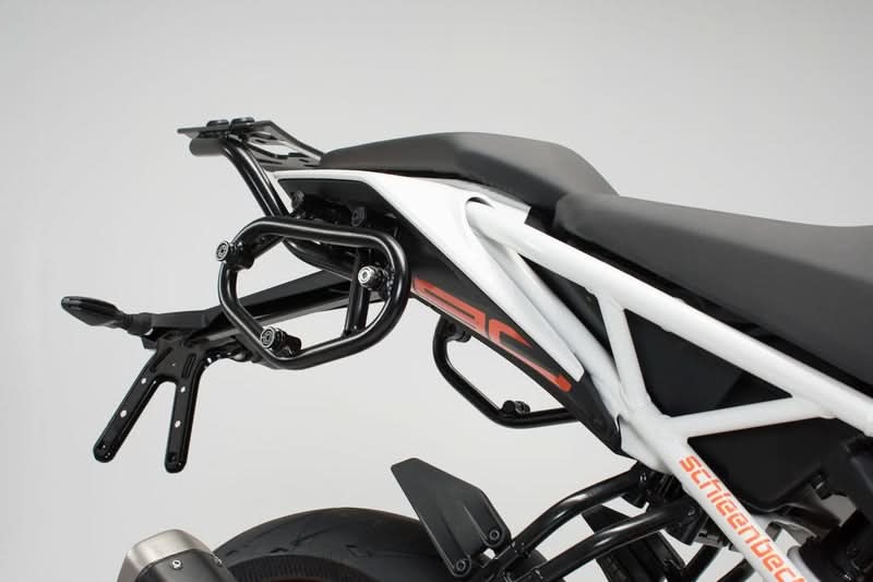 ZESTAW KUFRÓW BOCZNYCH URBAN ABS I STELAŻY SW-MOTECH KTM 125/390 DUKE (17-23) BLACK 2X16,5L 3