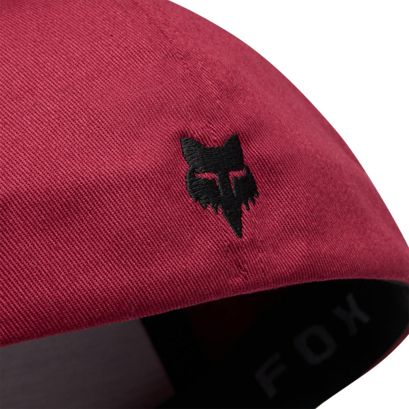 Czapka z daszkiem FOX Badge Flexfit Cabernet 9 350291_ZAL869124.jpg