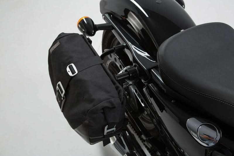 ZESTAW SAKW I STELAŻY LEGEND GEAR SW-MOTECH HARLEY DAVIDSON SPORTSTER MODELS (04-) BROWN 3