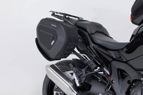 ZESTAW SAKW BOCZNYCH PRO BLAZE H I STELAŻY SW-MOTECH BMW S 1000 XR (19-) BLACK 5