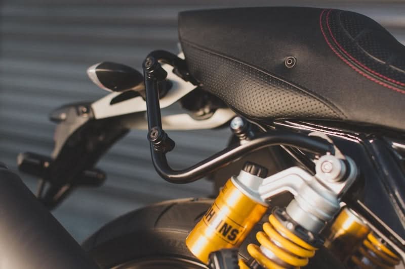 ZESTAW SAKW I STELAŻY LEGEND GEAR SW-MOTECH YAMAHA XJR 1300 (15-) BROWN 3