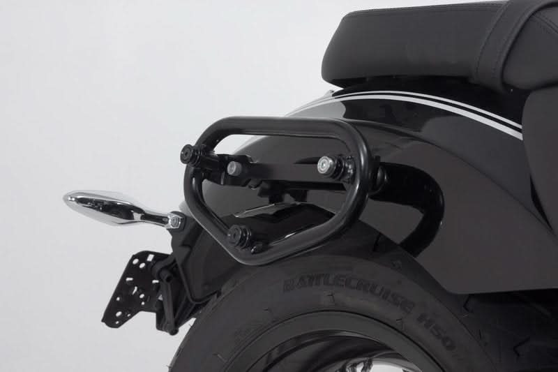 ZESTAW SAKW I STELAŻY LEGEND GEAR LC SW-MOTECH BMW R18 (20-) 9