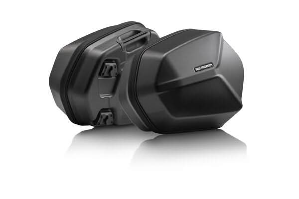 ZESTAW KUFRÓW BOCZNYCH AERO ABS I STELAŻY SW-MOTECH BENELLI TRK 502 X (18-) BLACK 2X25L 1
