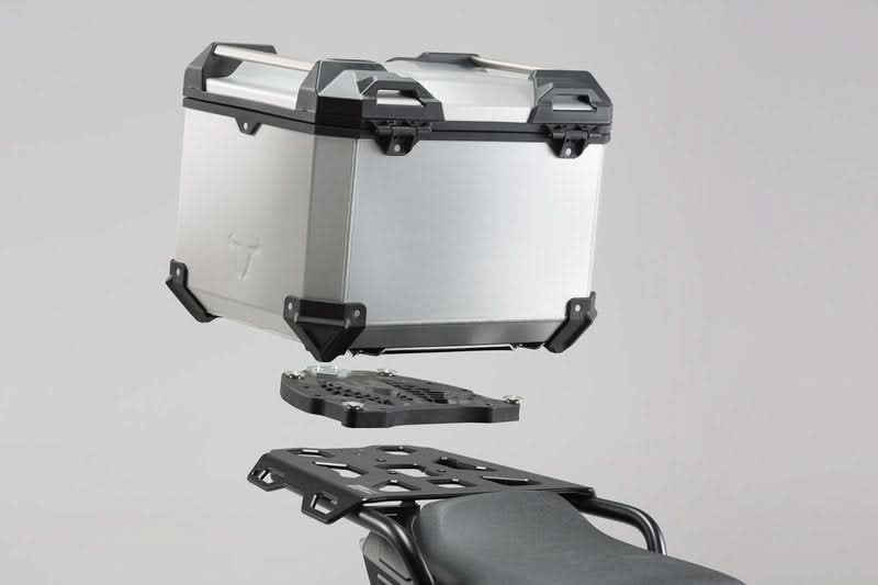 ZESTAW KUFRA CENTRALNEGO TRAX ADV SW-MOTECH BMW R 1200 GS LC (12-)/R 1250 GS (18-) SILVER 1