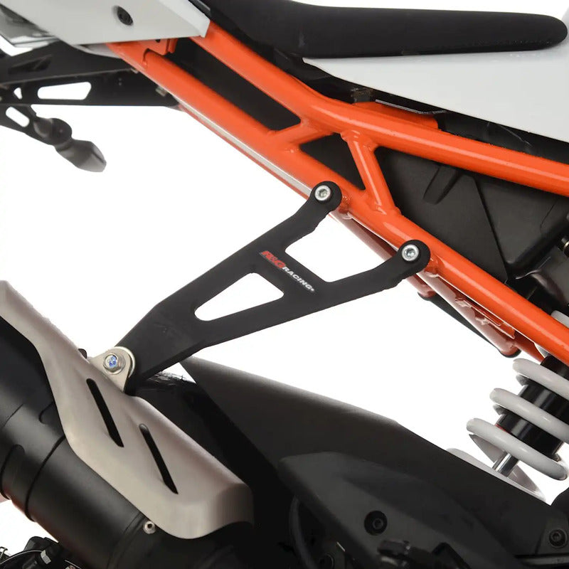 MOCOWANIE WYDECHU + ZAŚLEPKA PODNÓŻKA RG RACING KTM RC390/125 22- BLACK 1