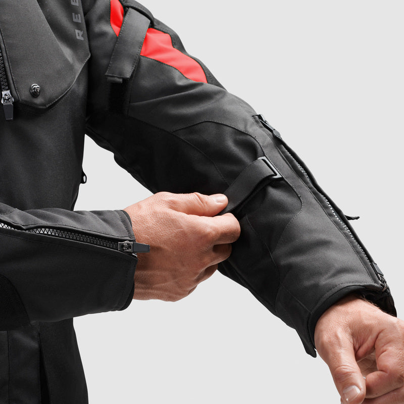 Kurtka motocyklowa tekstylna Rebelhorn Hiker 4 Black Dark Grey Red 22 348622_ZAL885123.jpg