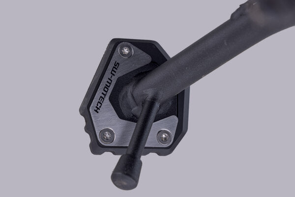 NAKŁADKA NÓŻKI BOCZNEJ SW-MOTECH BENELLI LEONCINO 800 / 800 TRAIL BLACK/SILVER 5