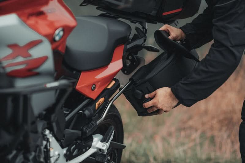 ZESTAW SAKW BOCZNYCH PRO BLAZE I STELAŻY SW-MOTECH YAMAHA MT09/MT09 SP (21-) BLACK 5