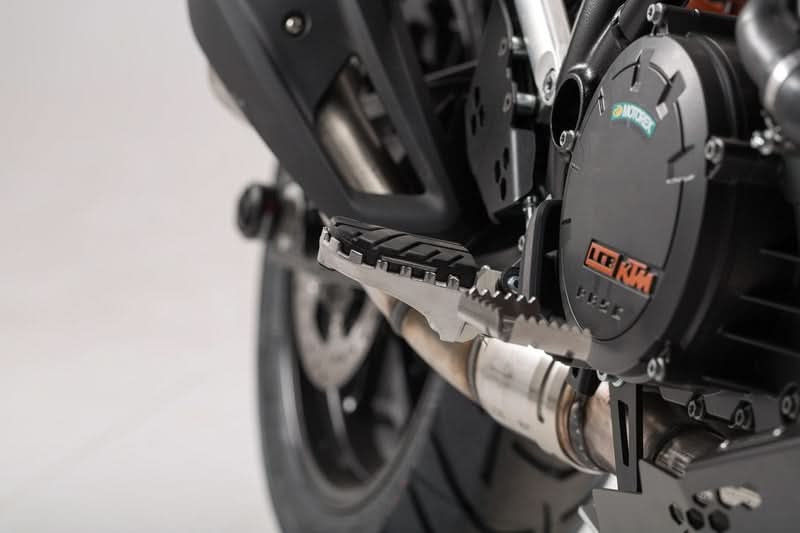 PODNÓŻKI ION SW-MOTECH KTM MODELS HUSQVARNA NORDEN 901 (21-)SILVER 1
