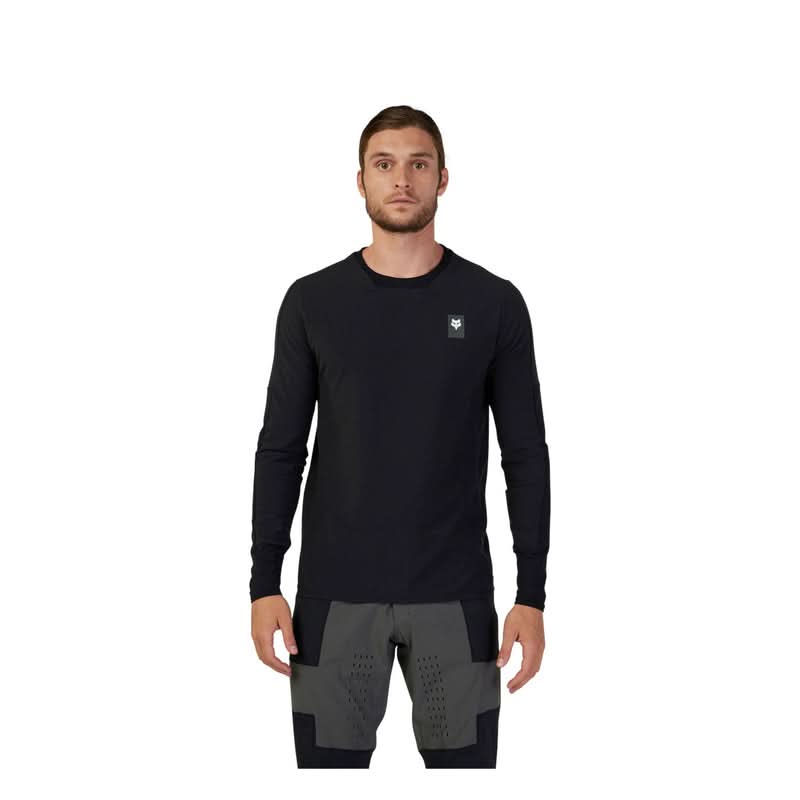 Koszulka Rowerowa Z Długim Rękawem Fox Defend Thermal Black 3 307350_ZAL744895.jpg