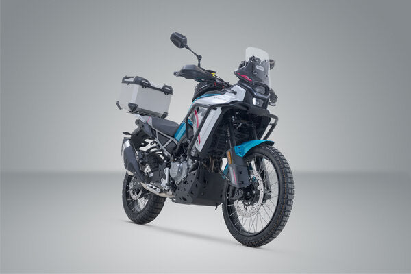 ZESTAW KUFRA CENTRALNEGO TRAX ADV SW-MOTECH CFMOTO 450MT (23-) / 800 MT-X (24-) SILVER 3