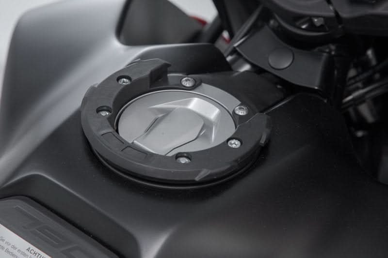 TANKRING EVO SW-MOTECH KTM 990 SUPER DUKE/390790890 ADV 890 SMT 6 ŚRUB BLACK 1