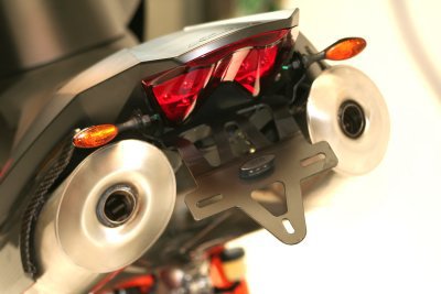MOCOWANIE TABLICY REJESTRACYJNEJ RG RACING KTM 990R SUPER DUKE LIMITED EDITION - -2011 1