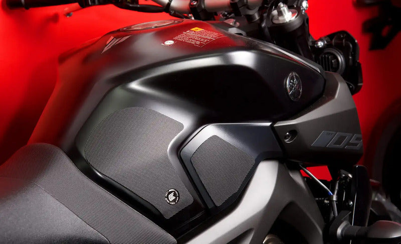 NAKLEJKA NA BAK TANKPAD ANTYPOŚLIZGOWY RG RACING EAZI-GRIP YAMAHA MT-09 BLACK 13-20 - PRO 1