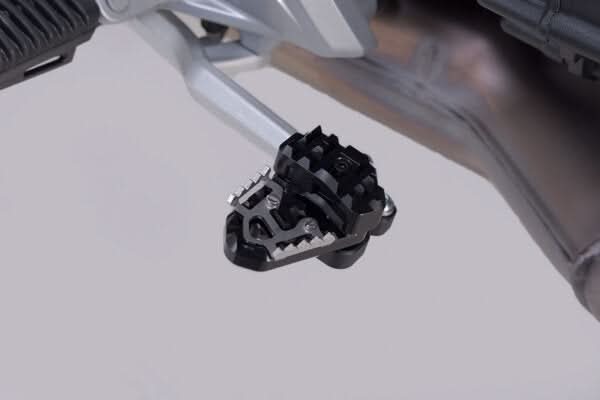 PRZEDŁUŻENIE PEDAŁU HAMULCA SW-MOTECH MOTO GUZZI V85 TT BLACK/SILVER 5