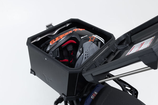 ZESTAW KUFRA CENTRALNEGO TRAX ADV SW-MOTECH KTM 250 ADV, 390 ADV (25-) BLACK 5