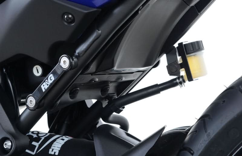 ZAŚLEPKI PODNÓŻKA RG RACING (PARA) YAMAHA TRACER 700 16- 20/TRACER 7 (GT) 21- 1