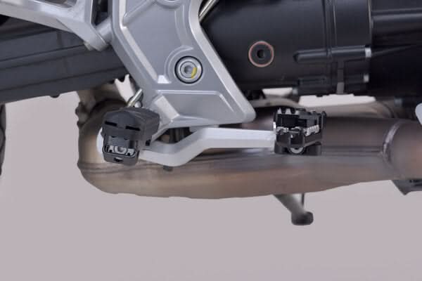 PRZEDŁUŻENIE PEDAŁU HAMULCA SW-MOTECH MOTO GUZZI V85 TT BLACK/SILVER 3