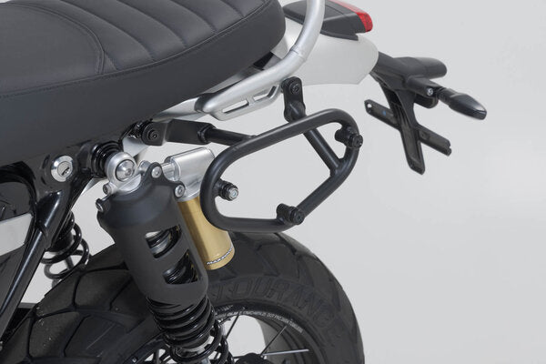 ZESTAW SAKWY I STELAŻA LEGEND GEAR SW-MOTECH TRIUMPH SCRAMBLER 1200 XC/XE (18-), X/XE (23-) 5