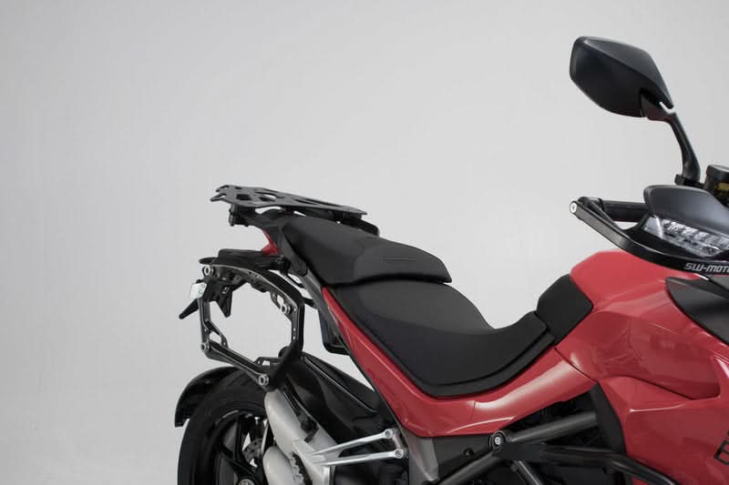 ZESTAW KUFRÓW BOCZNYCH TRAX ADV I STELAŻY SW-MOTECH DUCATI MULTISTRADA 1260 (18-) SILVER 37/37L 5
