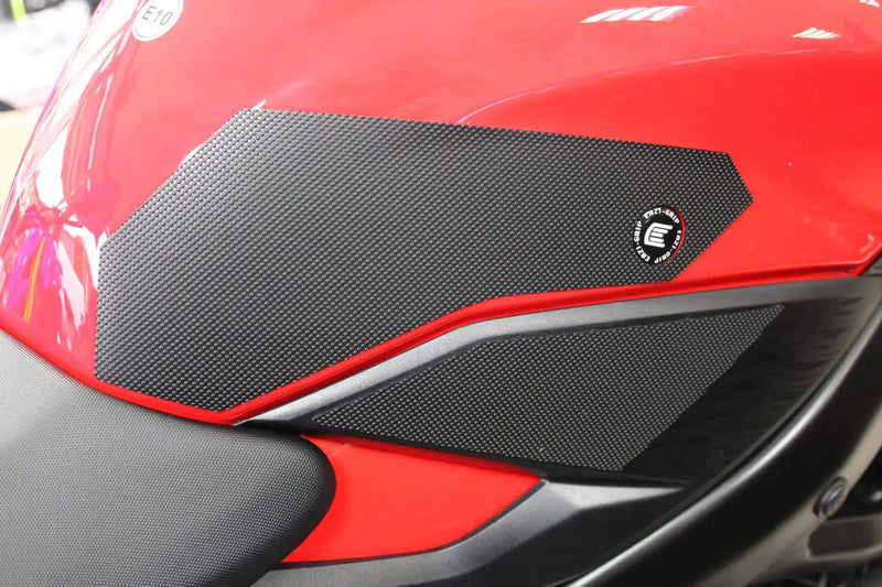 NAKLEJKA NA BAK TANKPAD ANTYPOŚLIZGOWY RG RACING EAZI-GRIP SUZUKI GSX-S750 17-24 - PRO 1