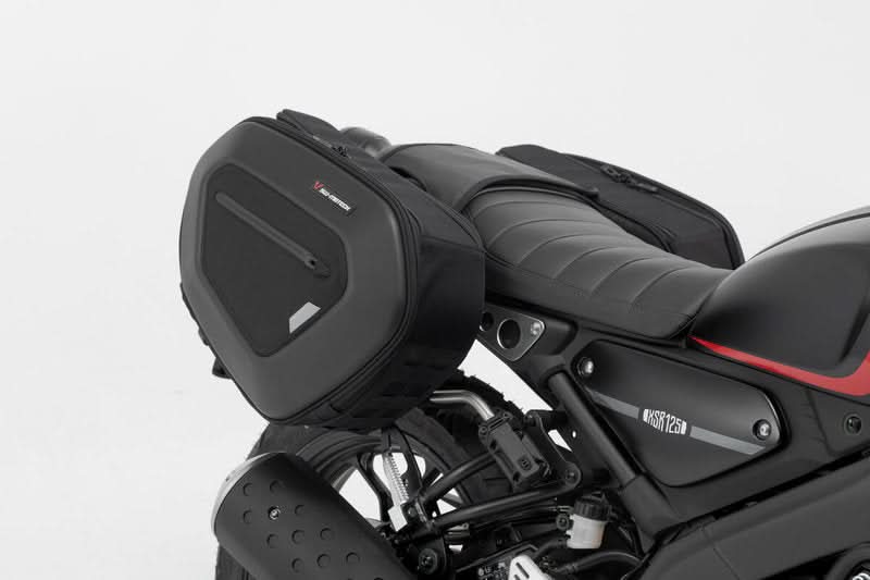 ZESTAW SAKW BOCZNYCH PRO BLAZE H I STELAŻY SW-MOTECH YAMAHA XSR 125 (21-) BLACK 7