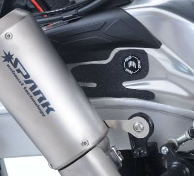 OSŁONA WAHACZA RG RACING BMW S1000R 14-/HP4/S1000RR 10-18, 2 CZĘŚCI BLACK 9