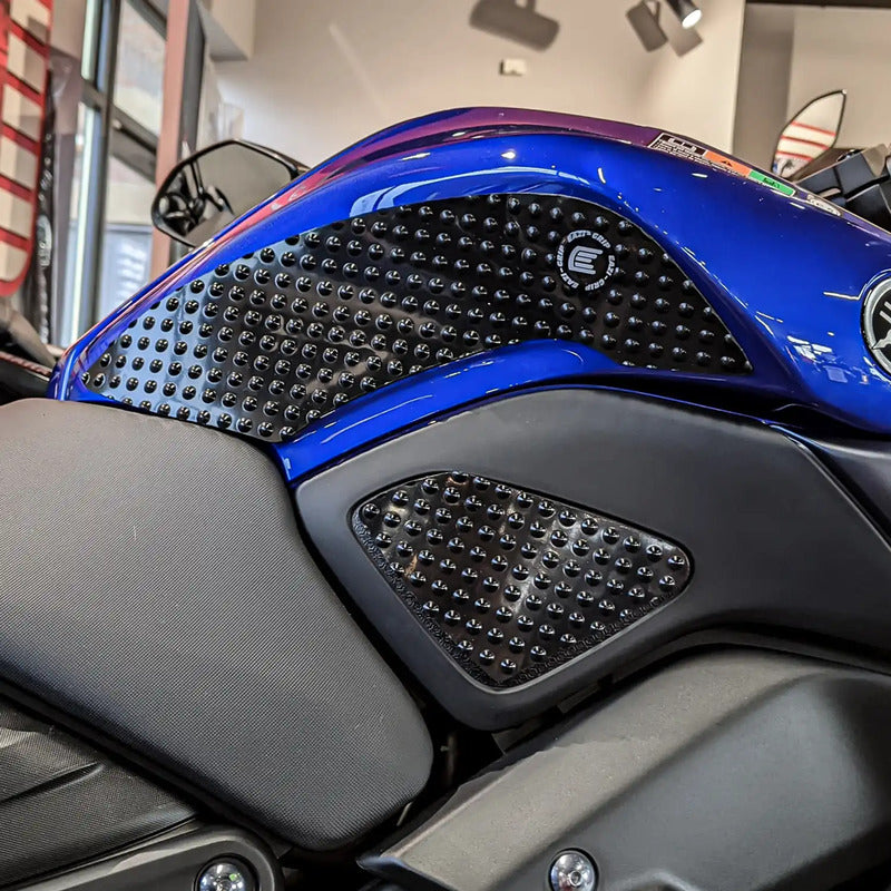 NAKLEJKA NA BAK TANKPAD ANTYPOŚLIZGOWY RG RACING EAZI-GRIP YAMAHA MT-125 MT-15 20- - EVO 1