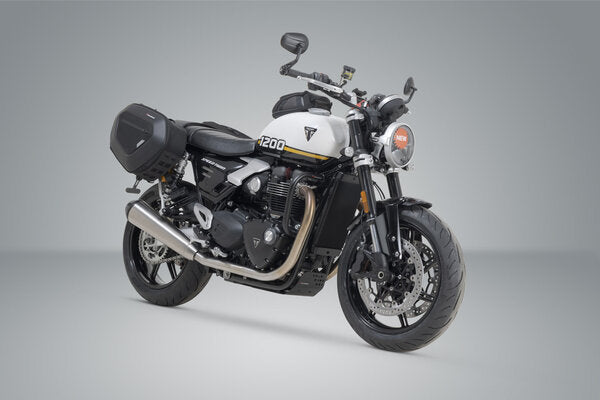 ZESTAW SAKW PRO BLAZE H I STELAŻY SW-MOTECH TRIUMPH MODELS. BLACK 3