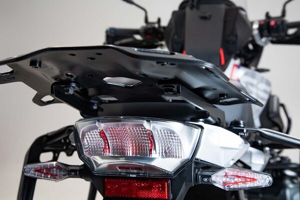 ZESTAW KUFRA CENTRALNEGO SW-MOTECH DUSC L BMW F 750/800/850 GS STAINL ST RACKS 41 L BLACK 3