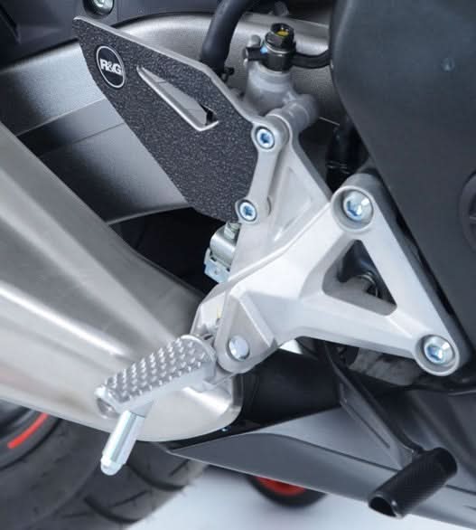 OSŁONA WAHACZA RG RACING HONDA CBR250RR 17-, 2 CZĘŚCI BLACK 1